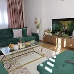 Golden View Apartment