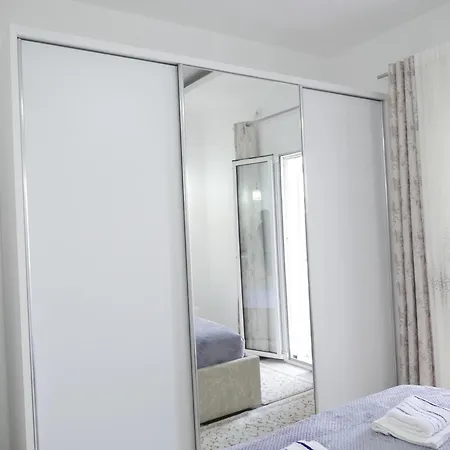 Golden View Rrushkull (Durres)